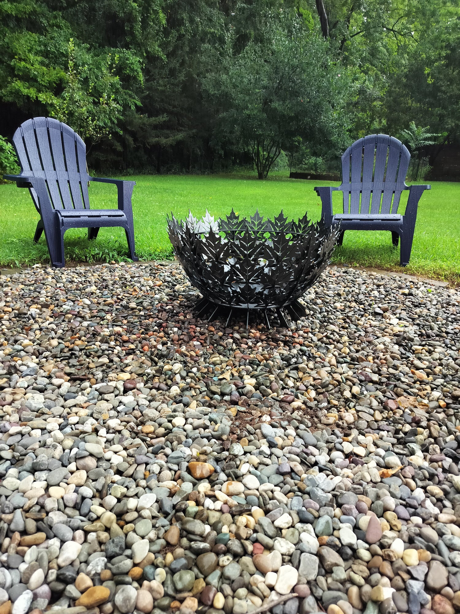 28" maple leaf firepit