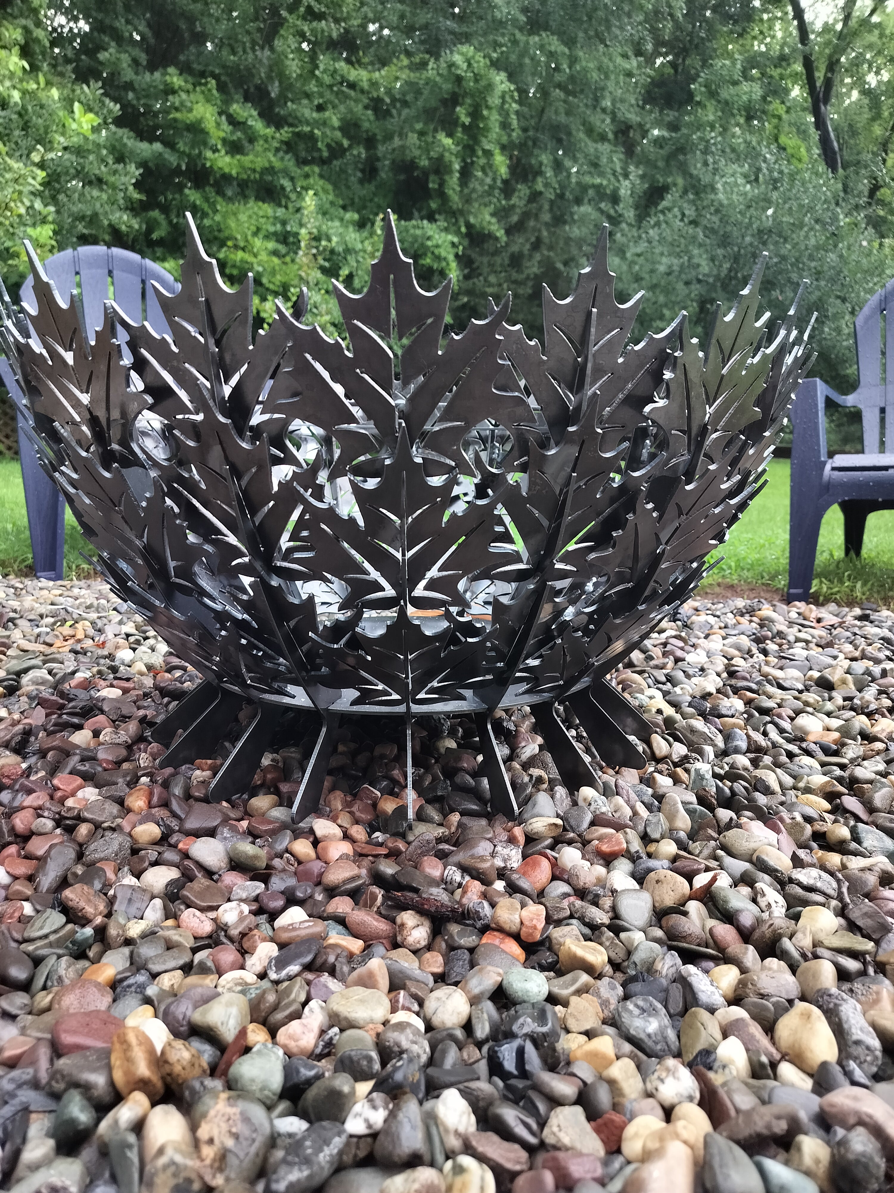 28" maple leaf firepit