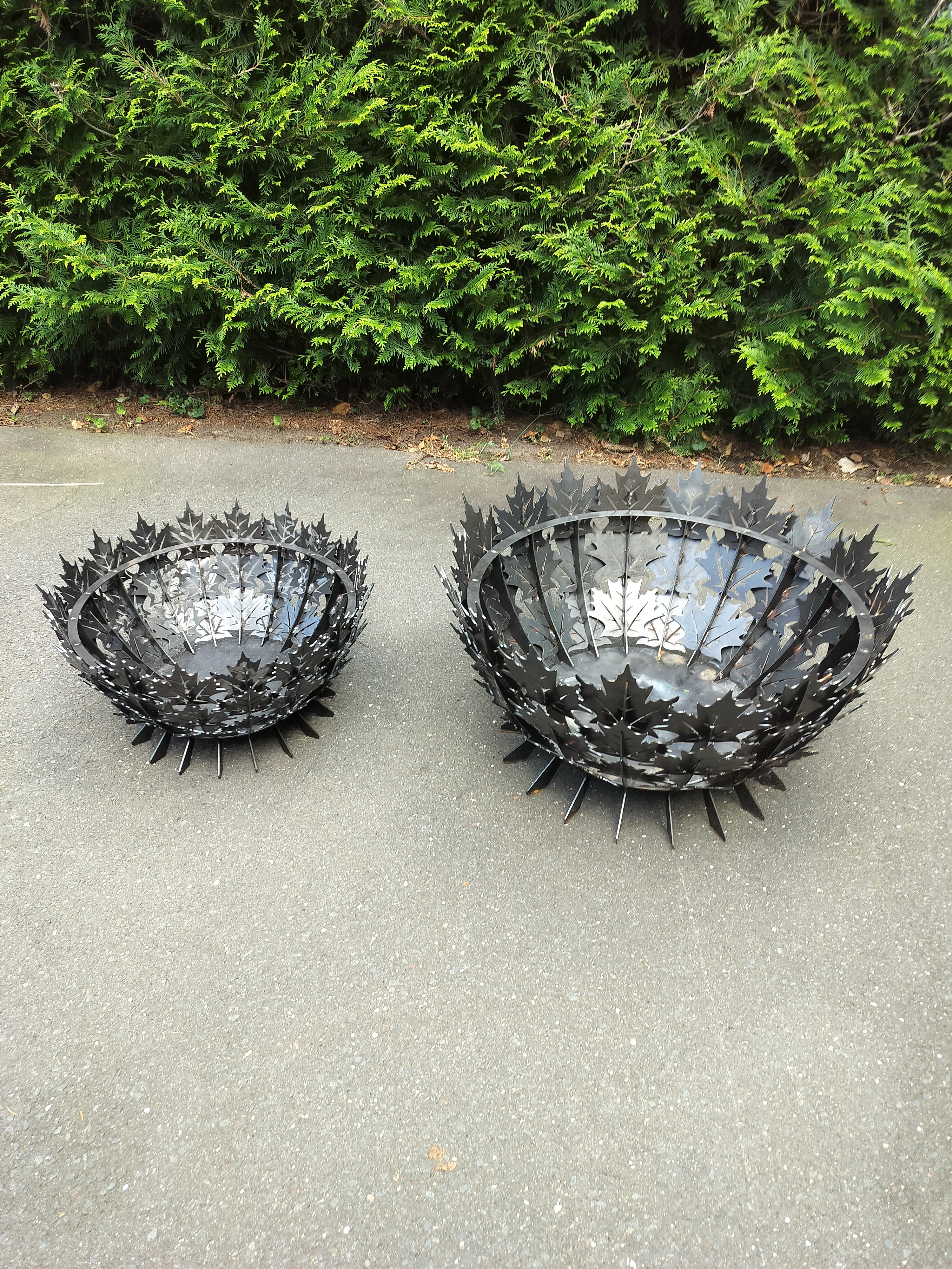 36" Mapleleaf firepit