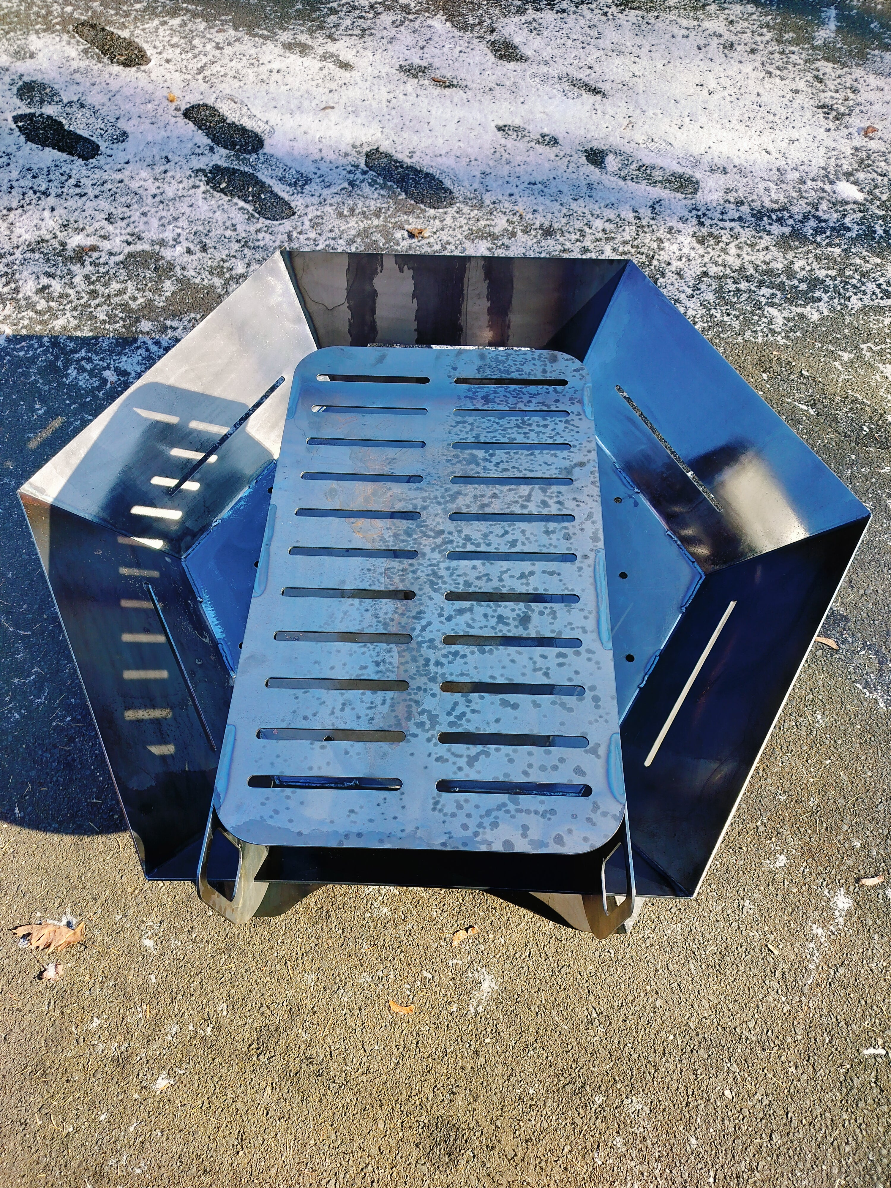 48" hexagon firepit with removable cooktop