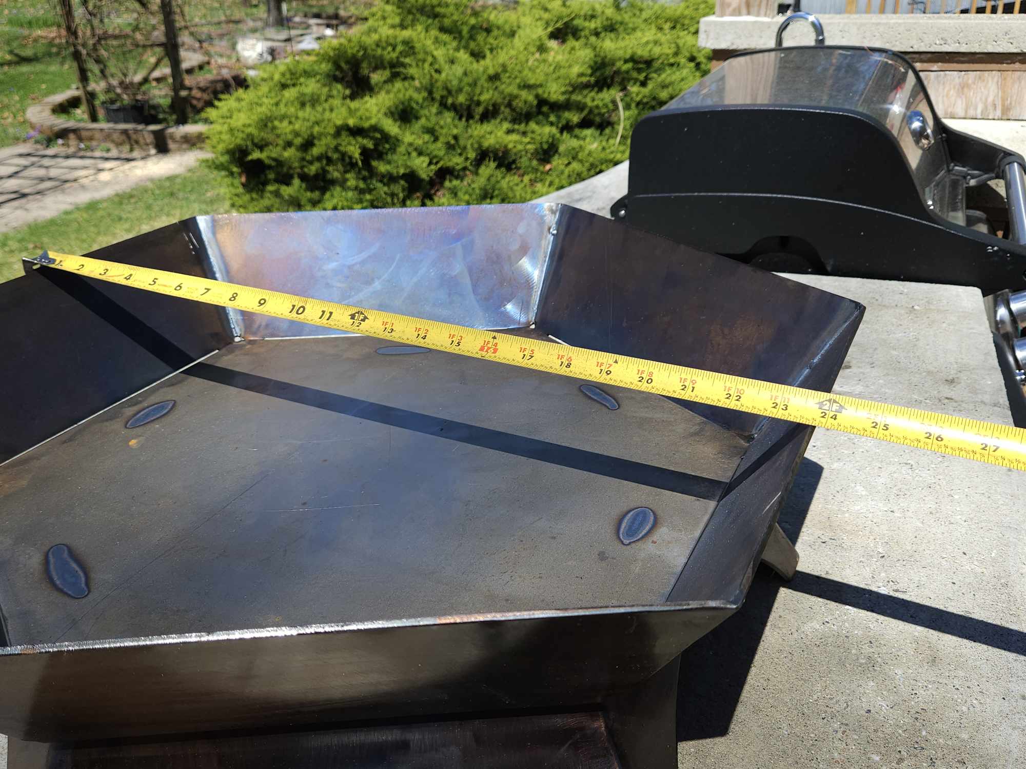 24" firepit with removable cooktop