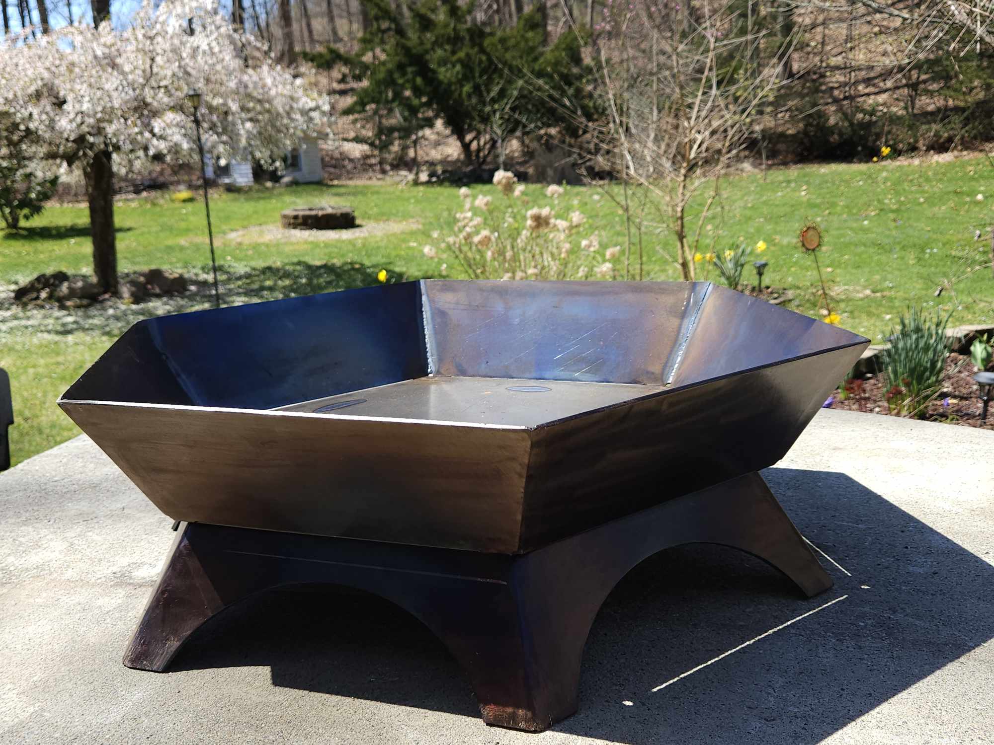 24" firepit with removable cooktop