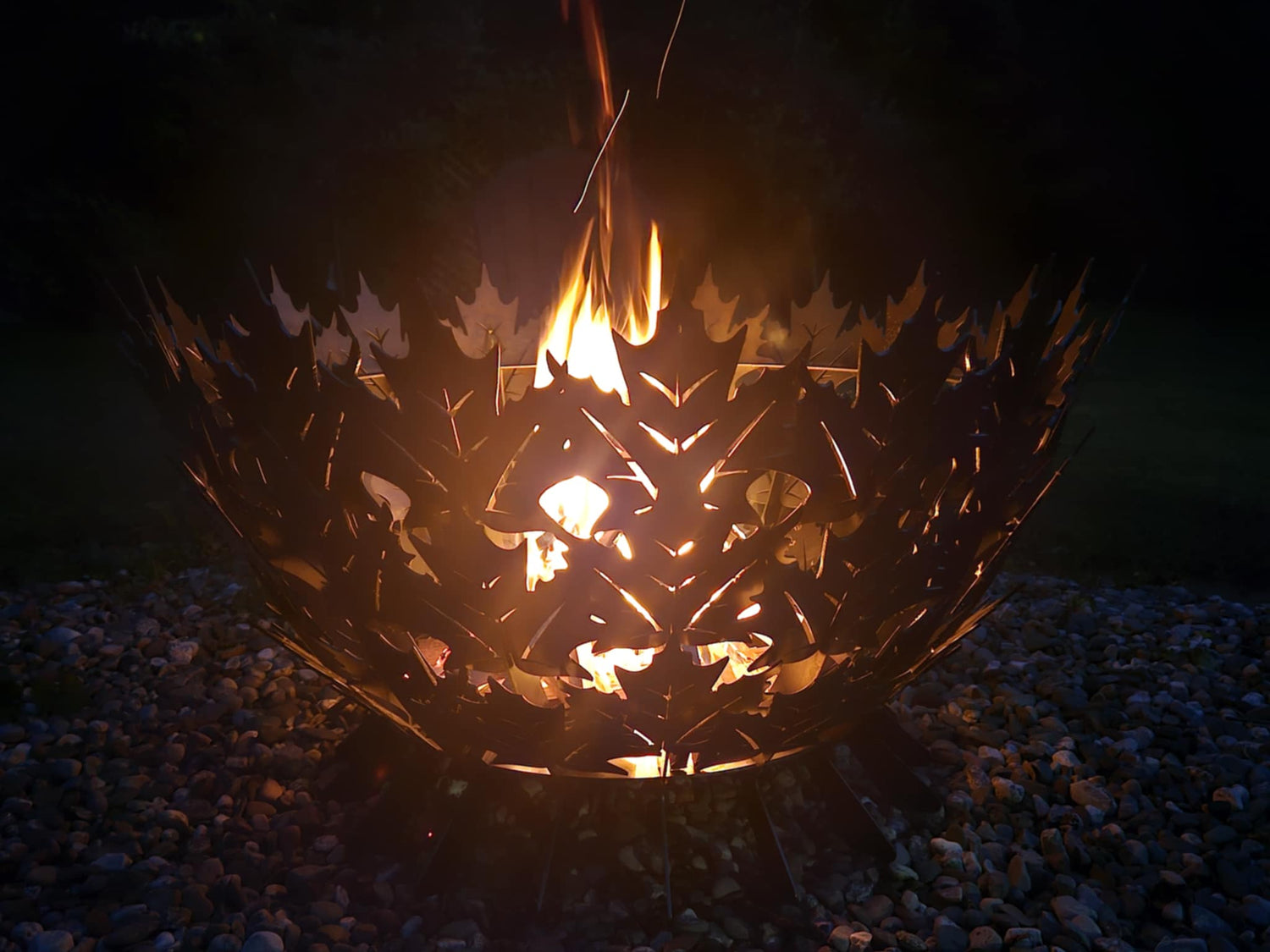36" Mapleleaf firepit