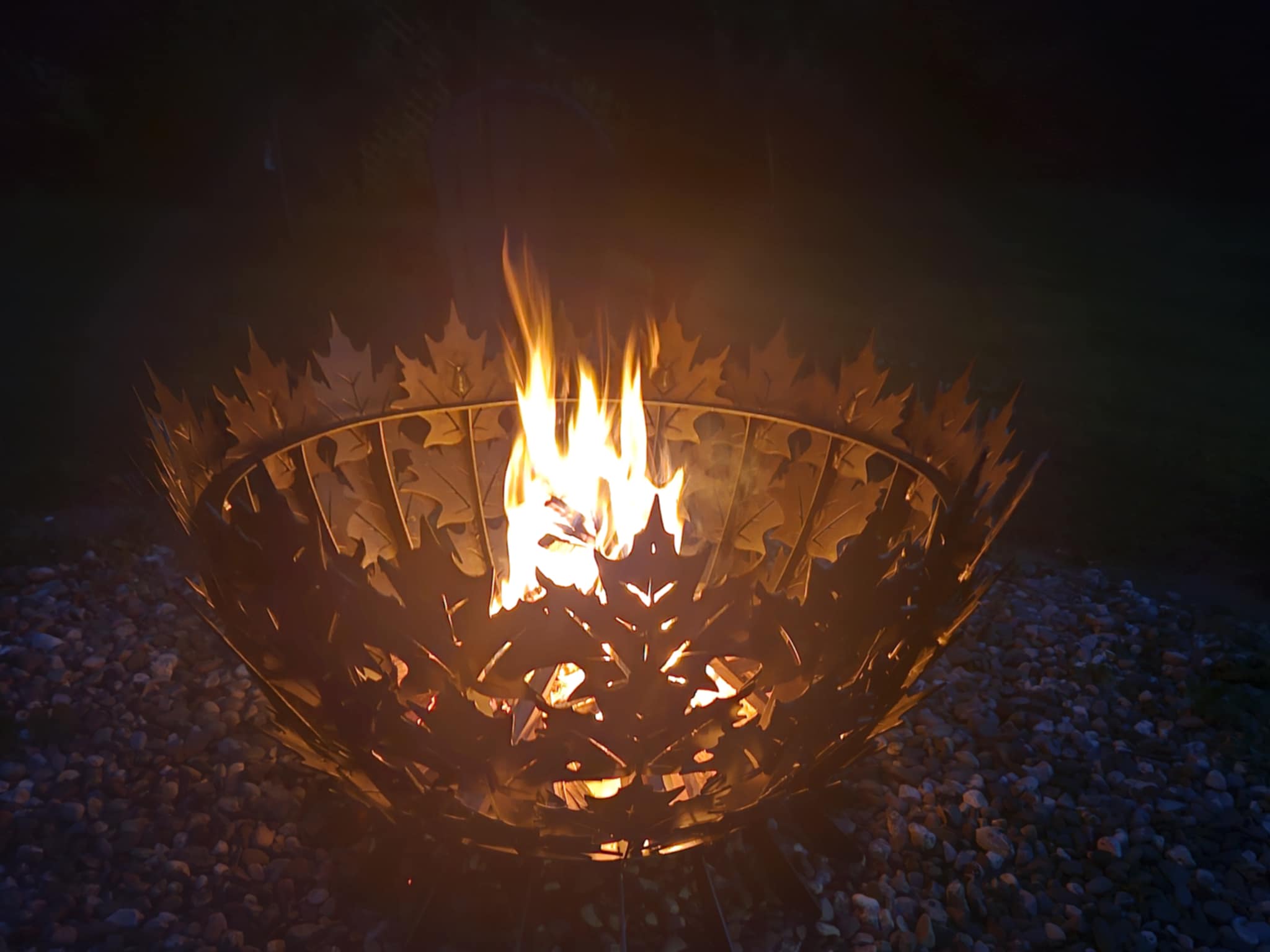 36" Mapleleaf firepit