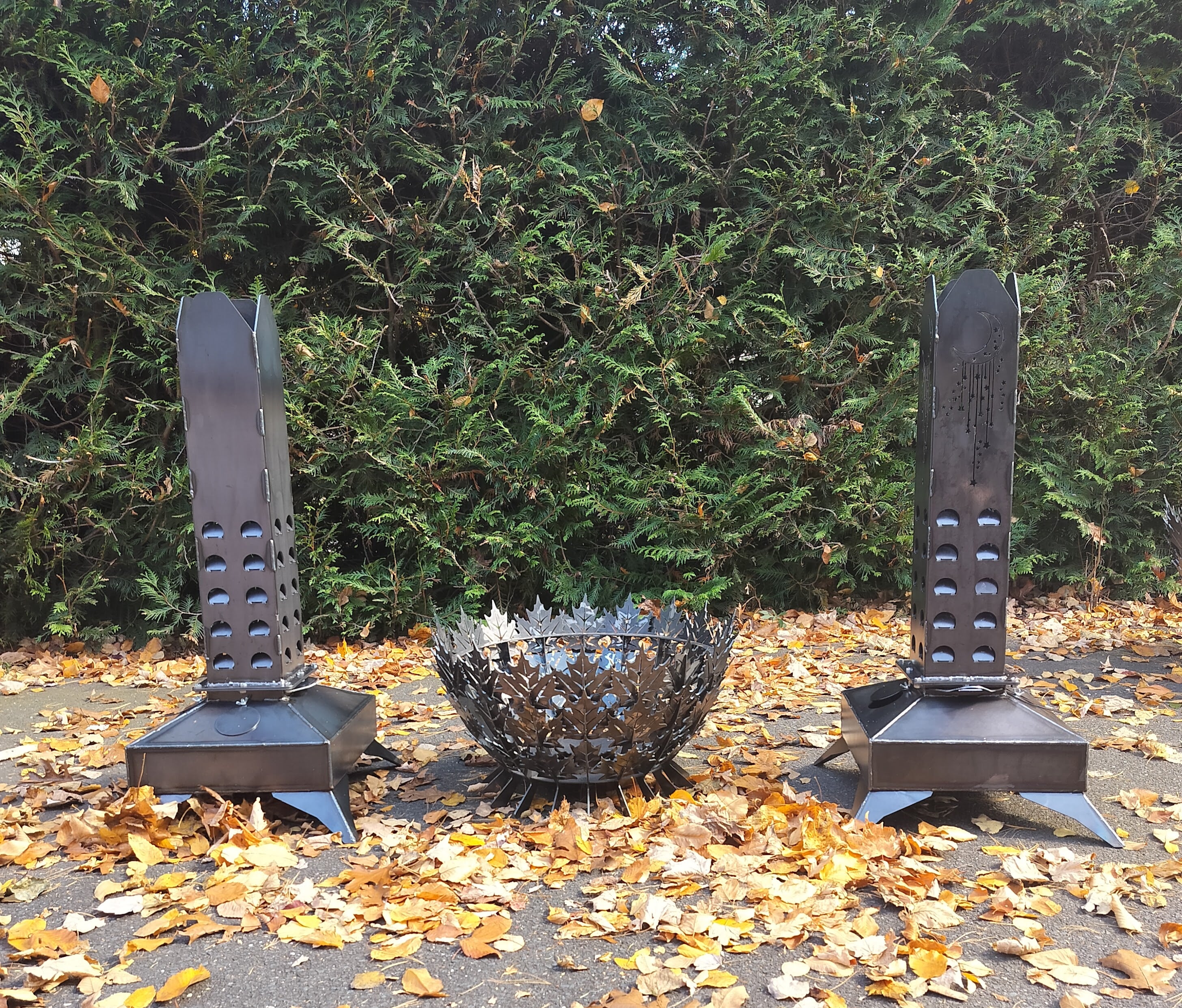 36" Mapleleaf firepit