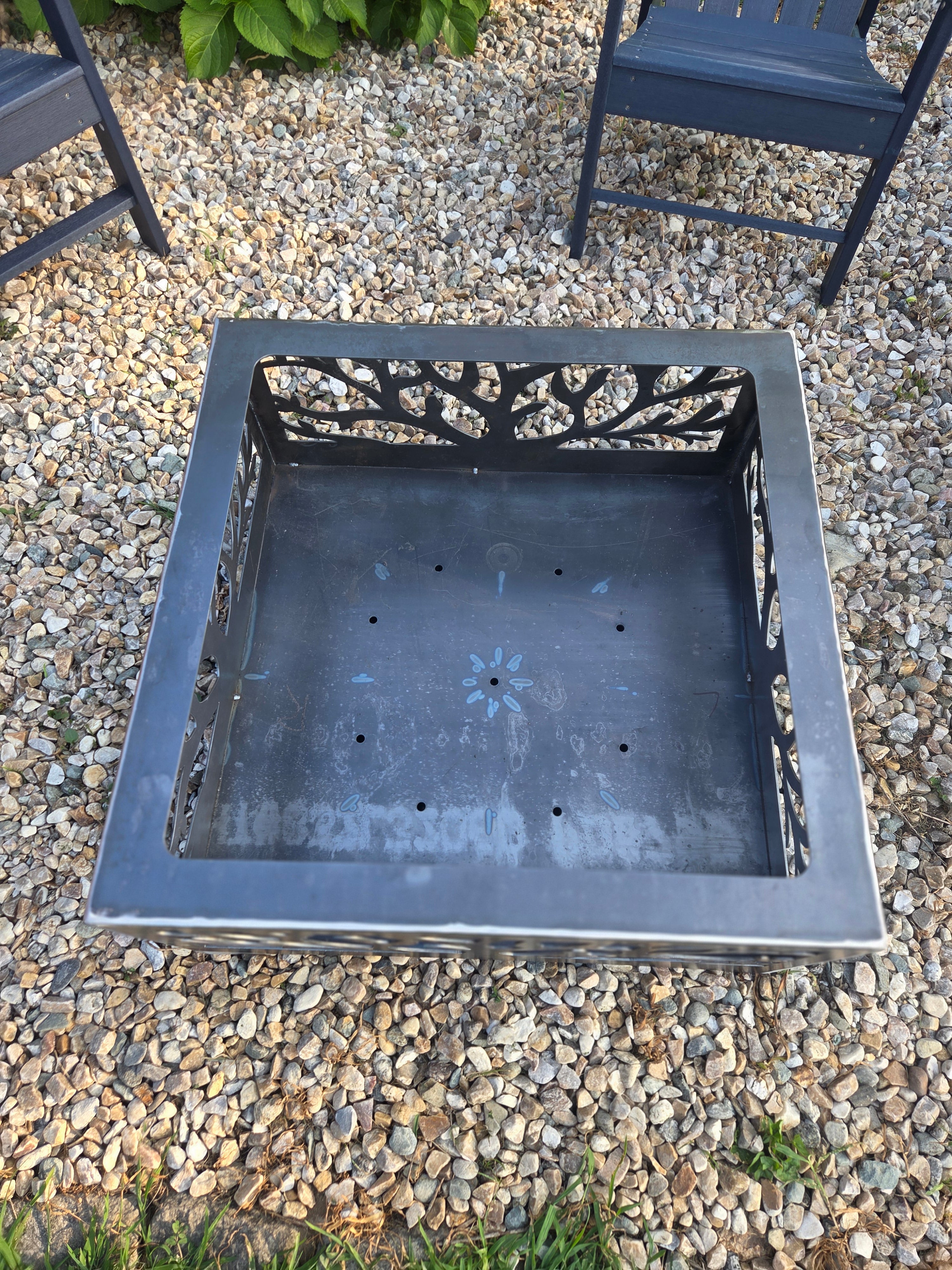 Tree firepit