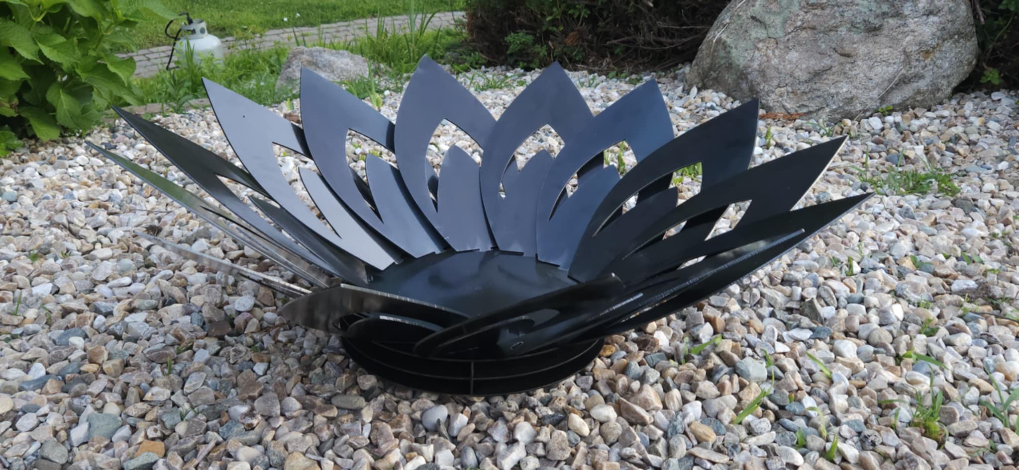 Flower firepit