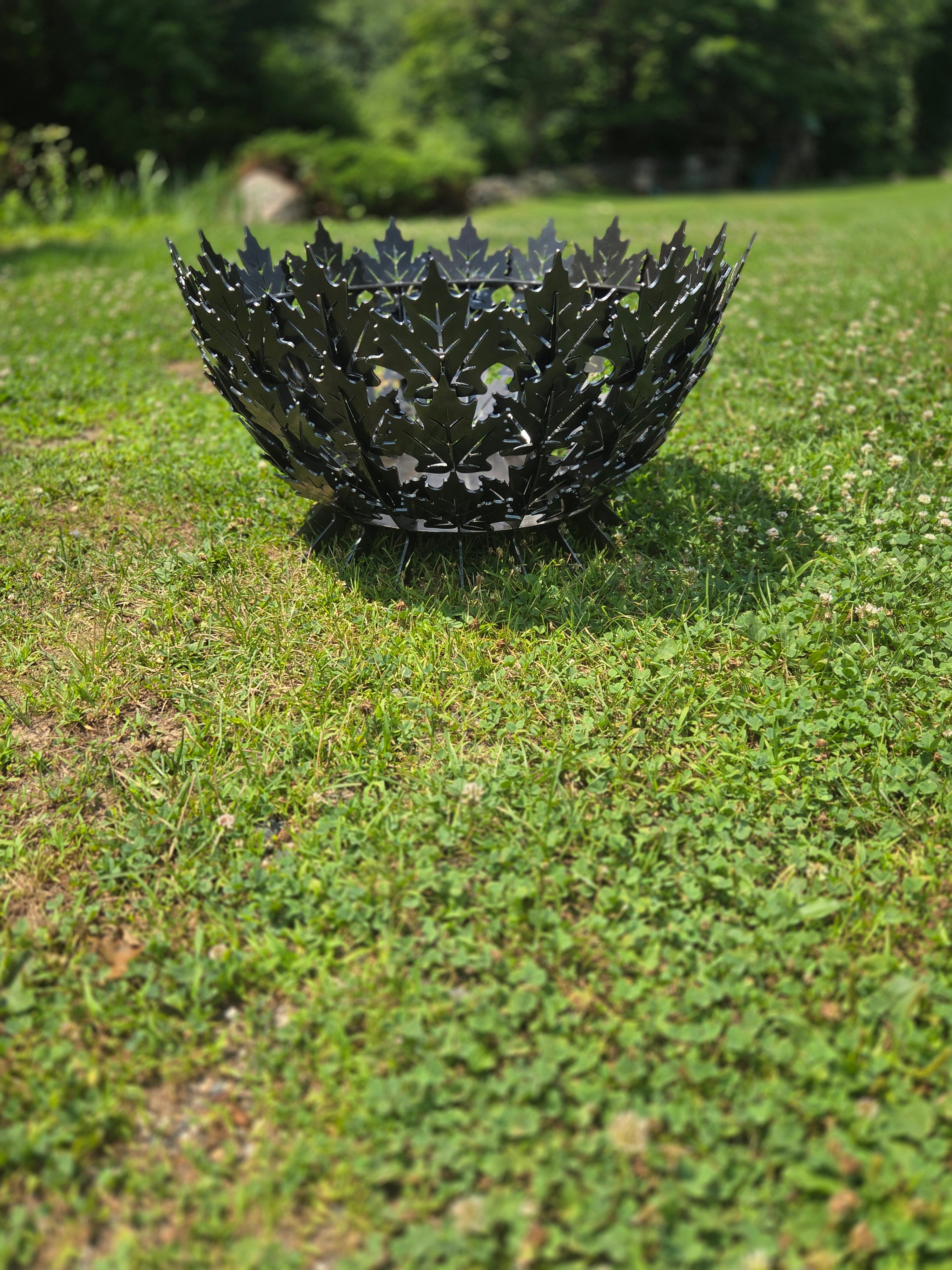 28" maple leaf firepit