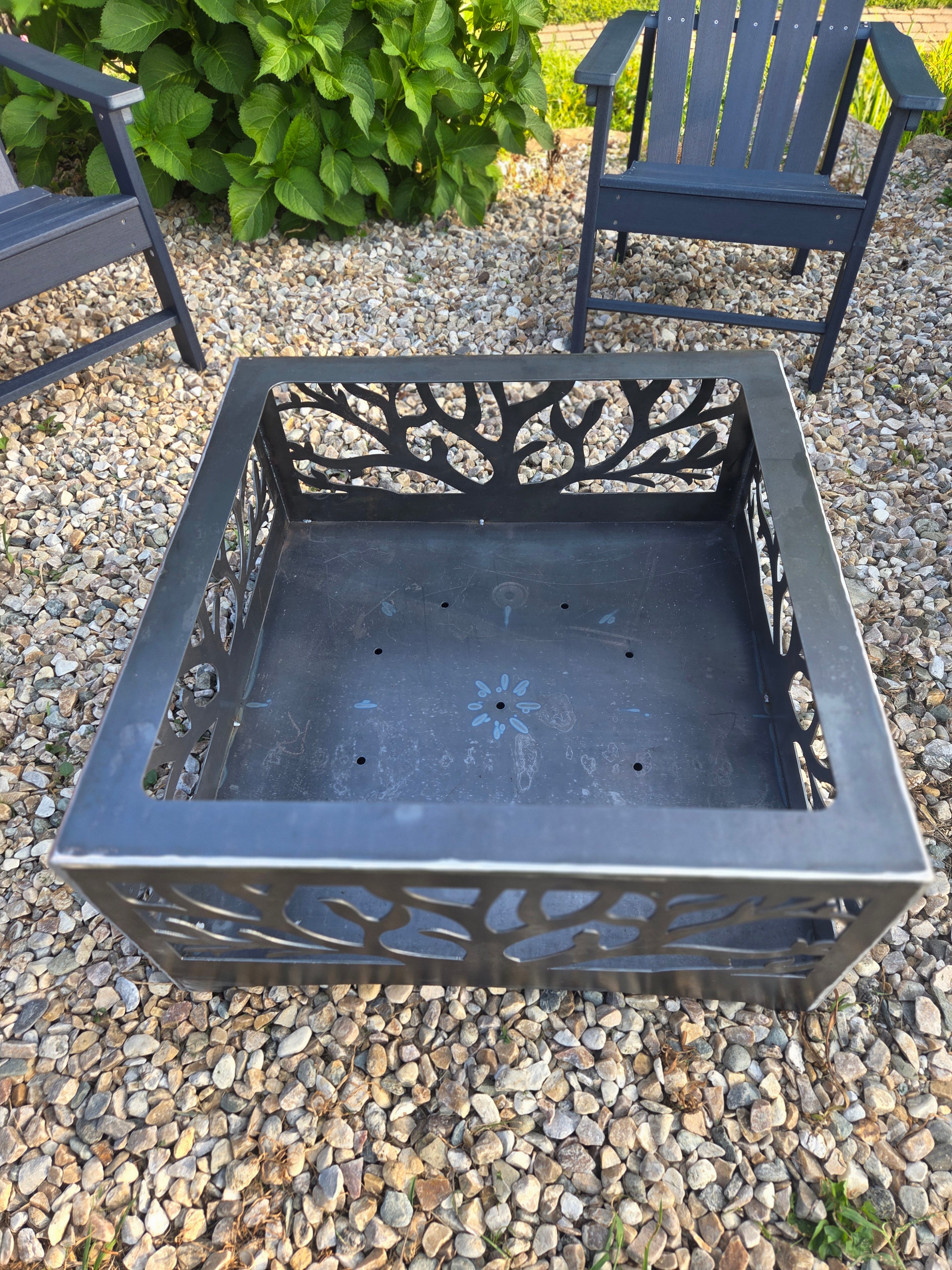Tree firepit