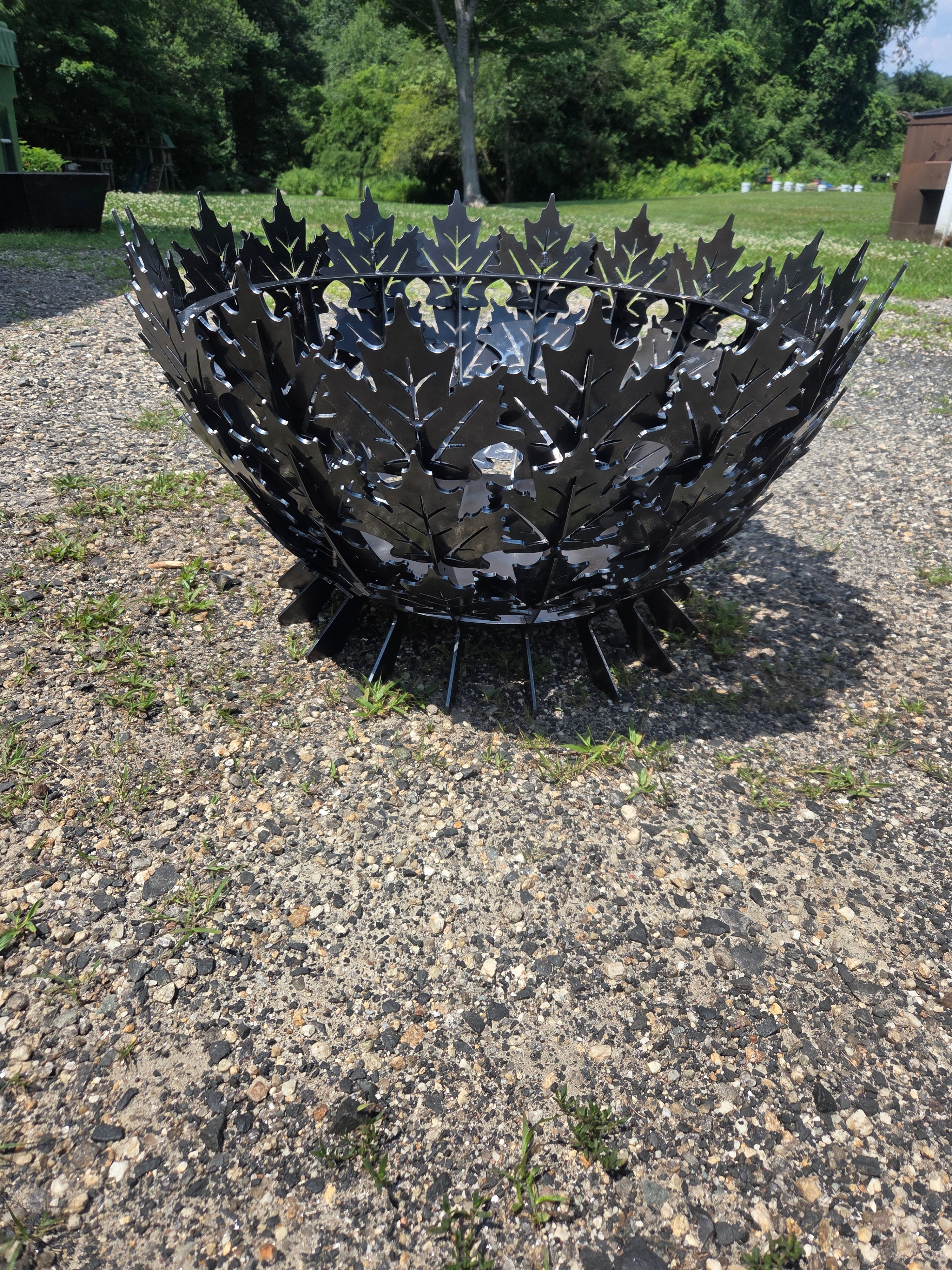28" maple leaf firepit