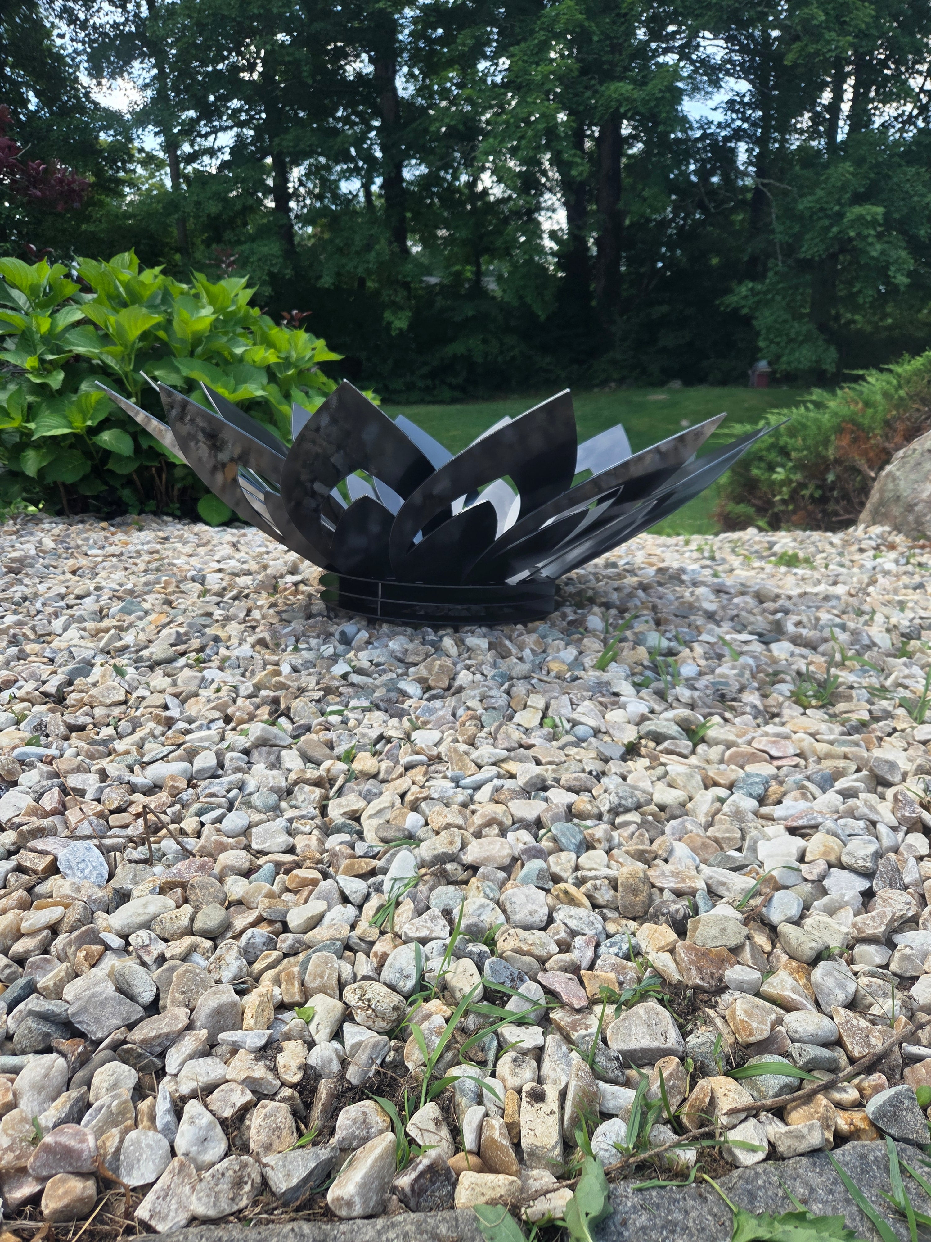 Flower firepit