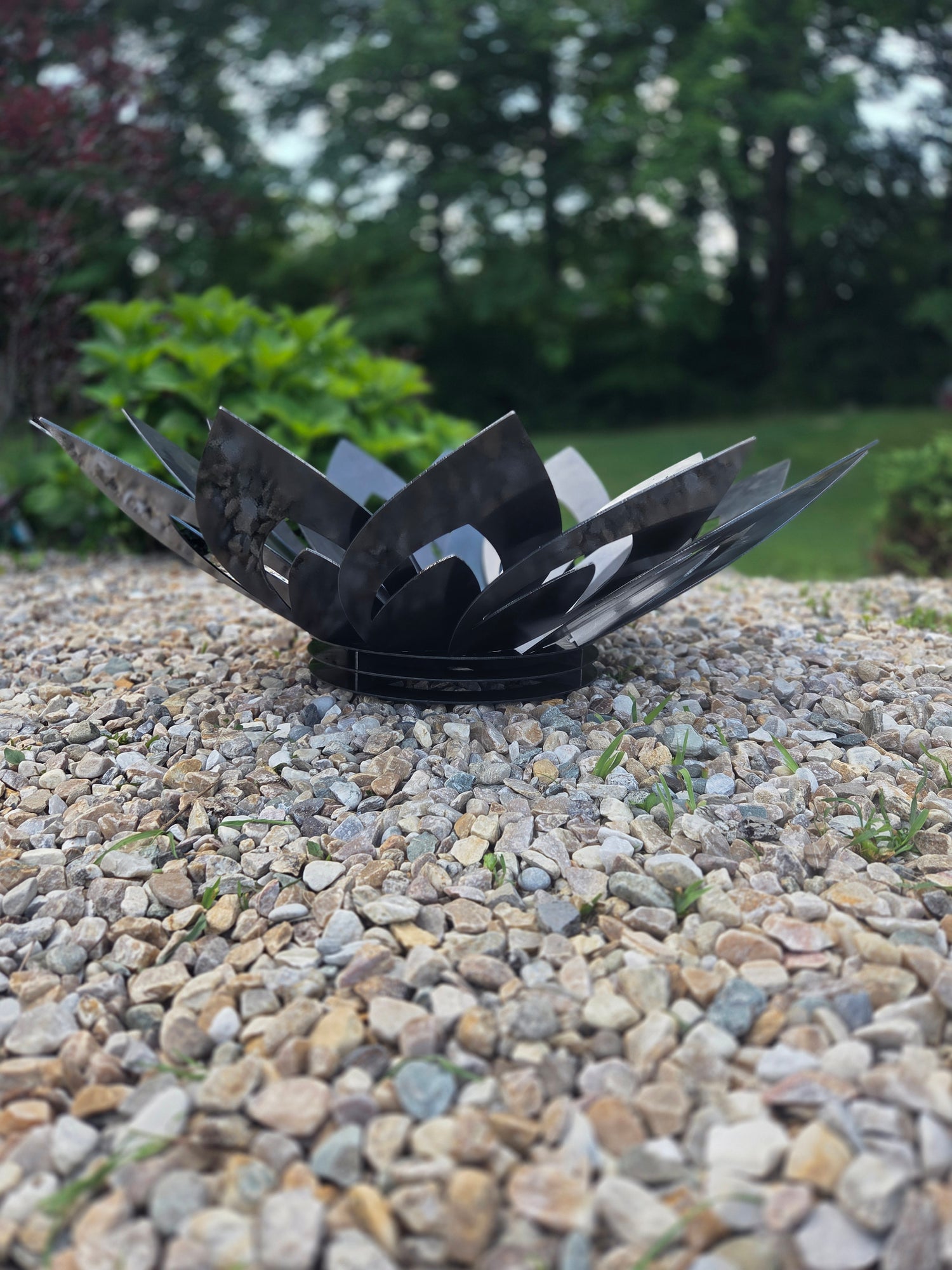Flower firepit