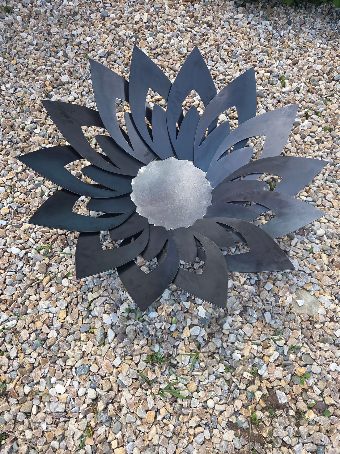 Flower firepit