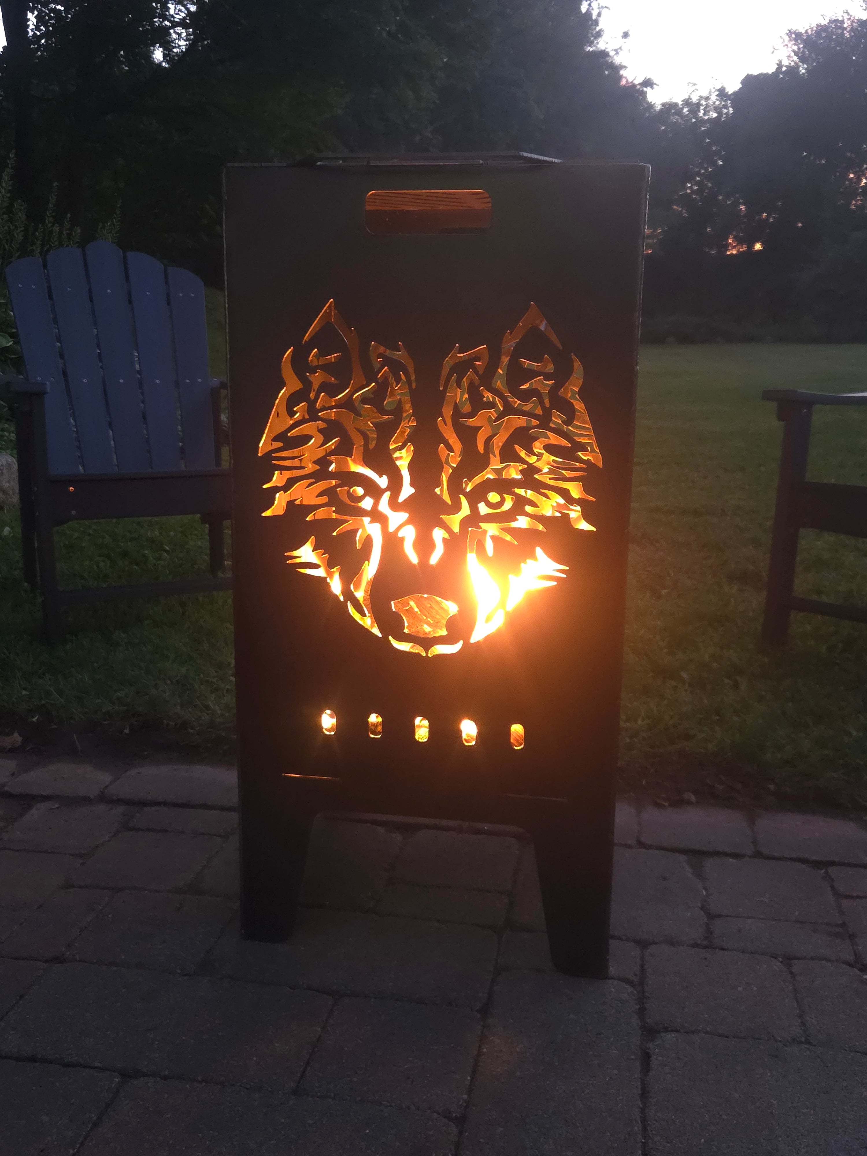 Wolf firepit