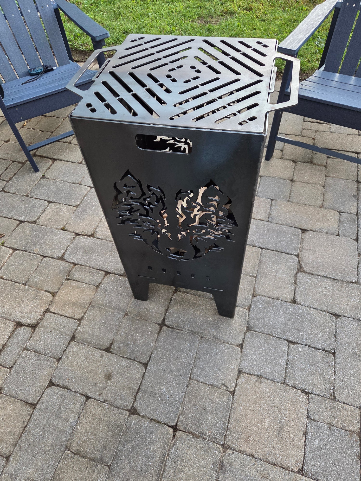 Wolf firepit